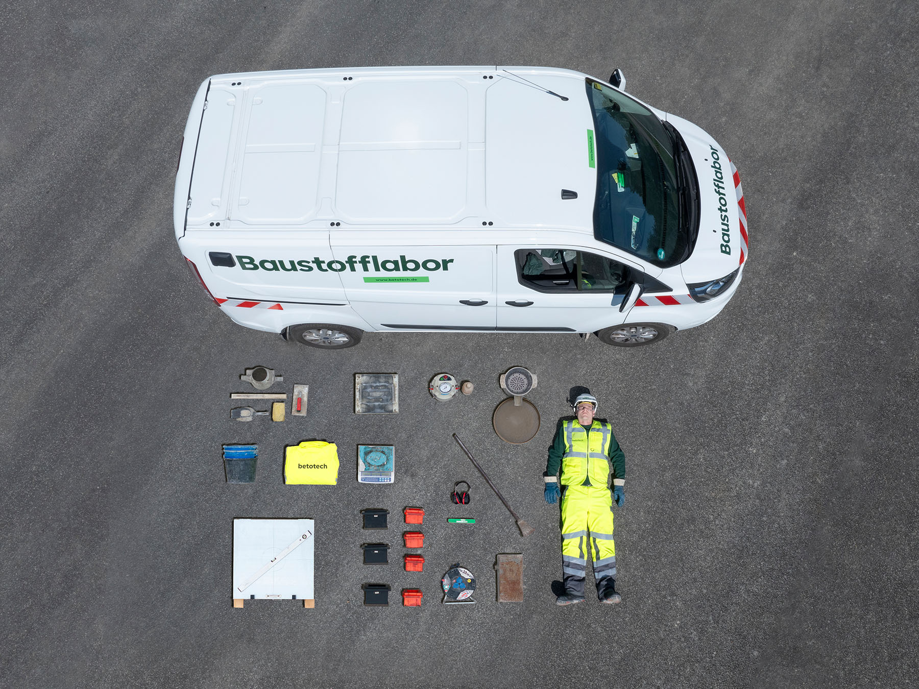 Das Leistungsspektrum der Betotech auf einen Blick: - Betontechnologie und Laborleistungen - Anwendungstechnik - Baustoffprüfung - Bauwerksuntersuchung - Güteprüfung - Qualitätssicherung - Sanierungskonzepte