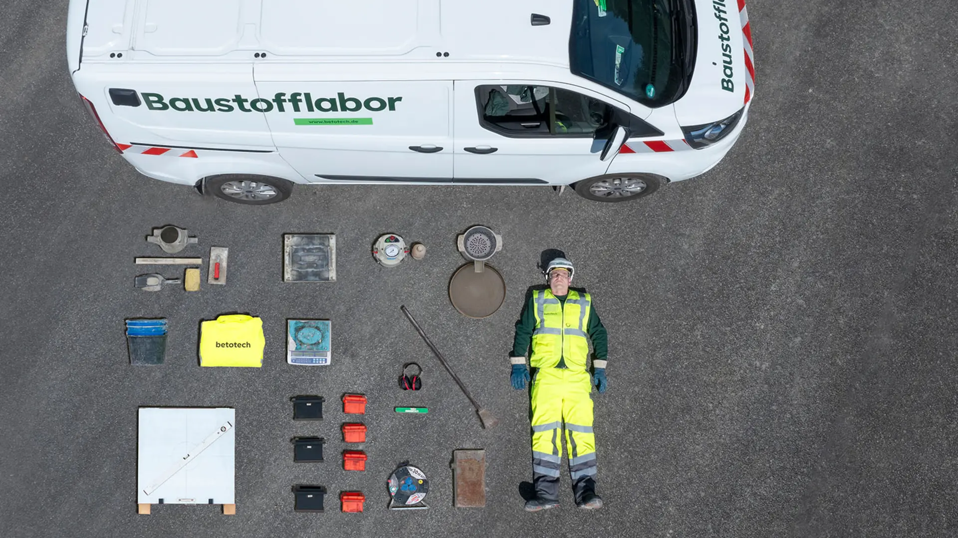 Das Leistungsspektrum der Betotech auf einen Blick: - Betontechnologie und Laborleistungen - Anwendungstechnik - Baustoffprüfung - Bauwerksuntersuchung - Güteprüfung - Qualitätssicherung - Sanierungskonzepte